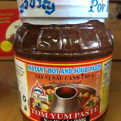 Por Kwan Tom Yum Paste 900g